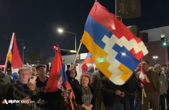 «Армения без Никола»: перед генконсульством РА в Лос-Анджелесе прошла акция протеста
